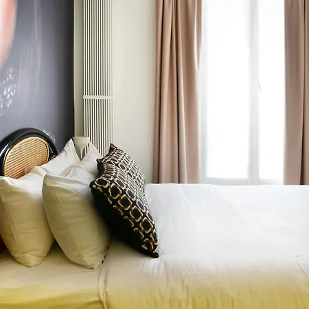 Glam'S Hotel-3